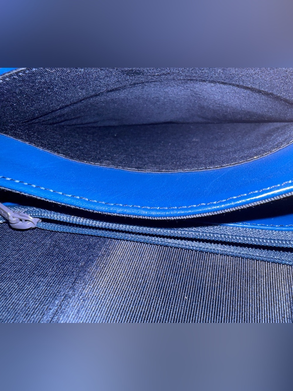 Vintage Gianni Versace blue leather top handle bag ribbon bow - Picture 15 of 16